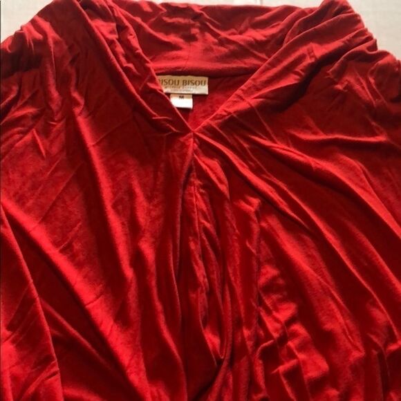 3/$15 or 5/$20 Bisou Bisou red top size Medium - Picture 2 of 5